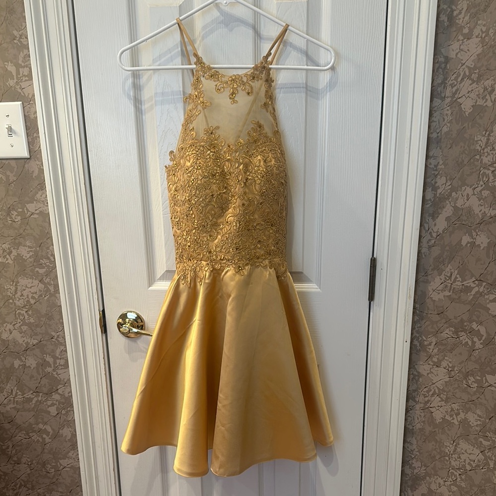Gold Mini Dress with Elegant Design Perfect for Special Occasions